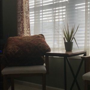 Meet your Posher, Amity